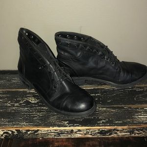 Gianni Bini Booties